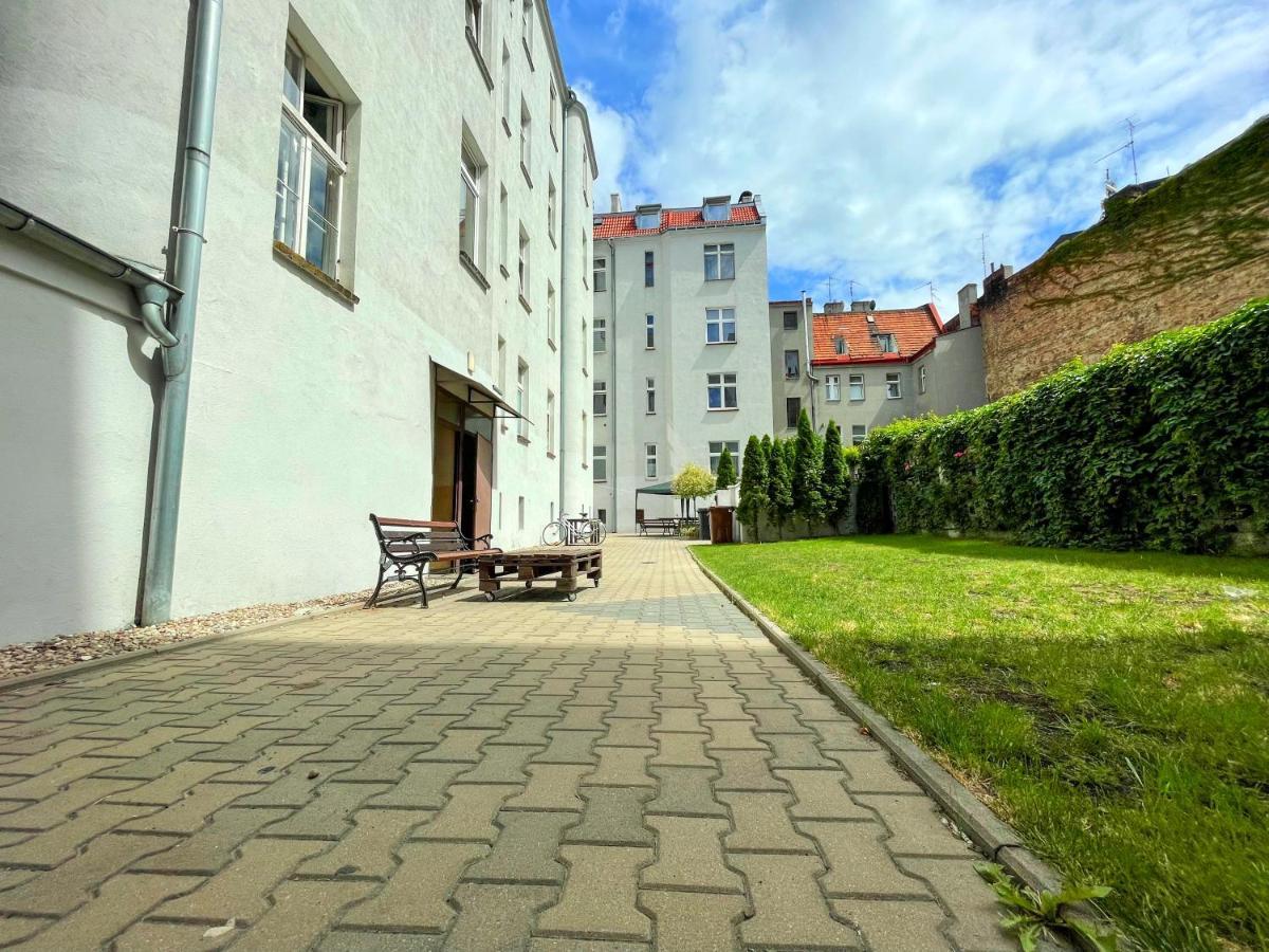 Long Attic Studio Poznan Exterior foto