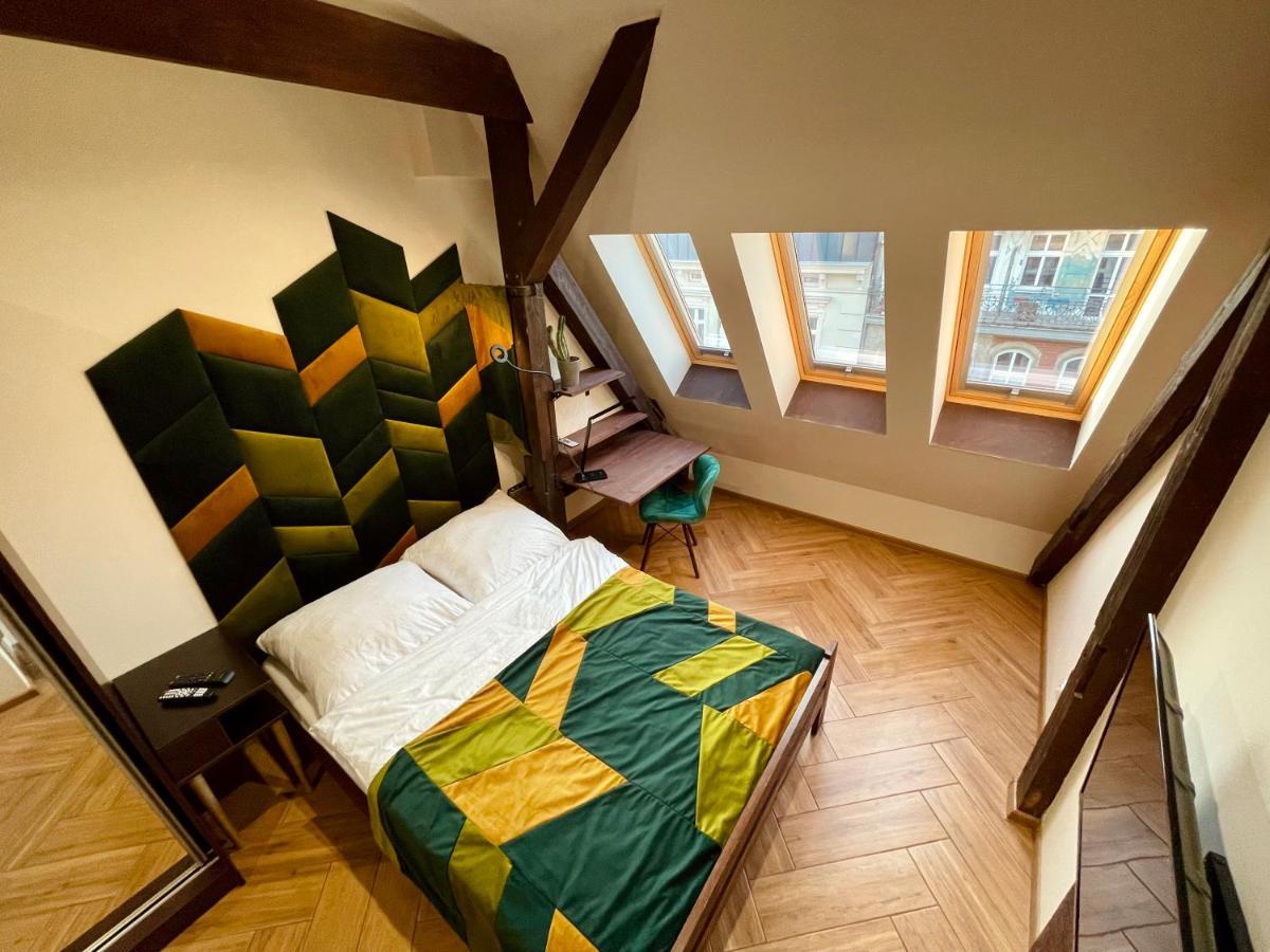 Long Attic Studio Poznan Exterior foto