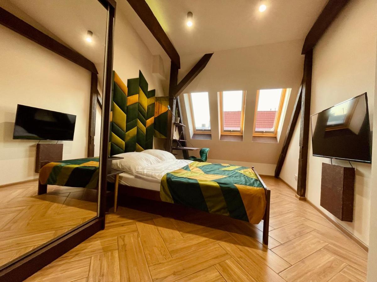 Long Attic Studio Poznan Exterior foto